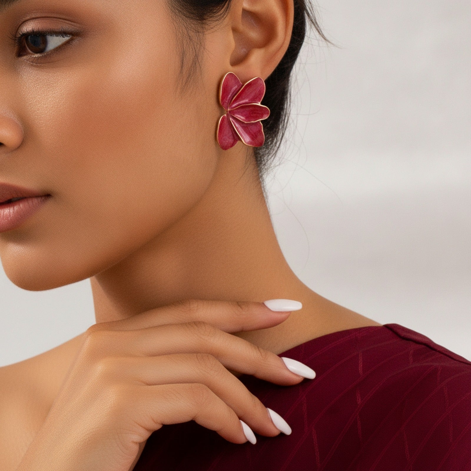 Boucles d'oreilles Fleur Émaillée Goutte d'Huile