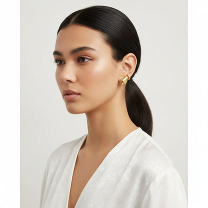 Boucles d'oreilles clips dorées élégantes
